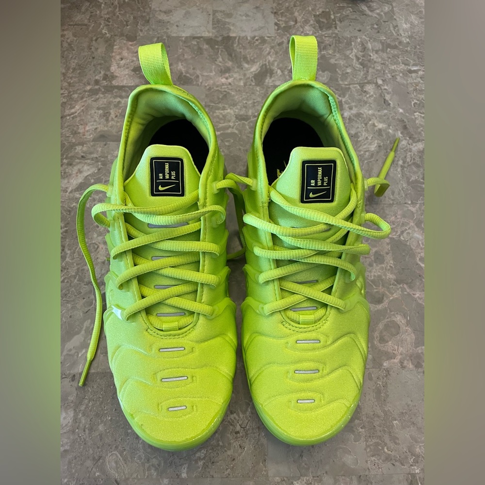 Nike Air VaporMax Plus Tennis Ball Atomic Green